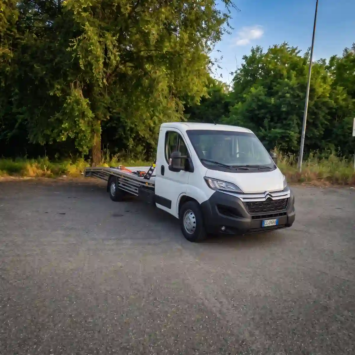 Carro attrezzi citroen Jumper a noleggio con patente B — FTM Group